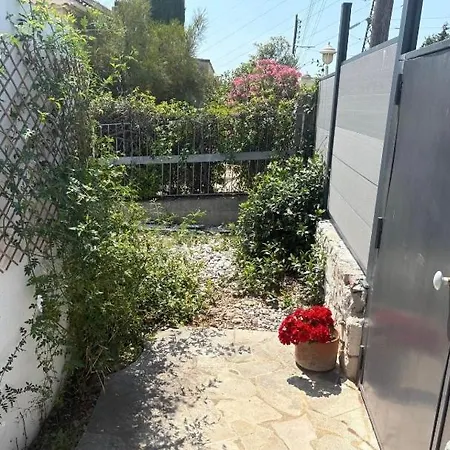 Βίλα Carthage Superbe Jardin Piscine Et Parking Gratuit Νίκαια